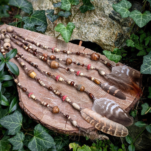 Toadstool dread bead with feather 2 (0.6 cm)