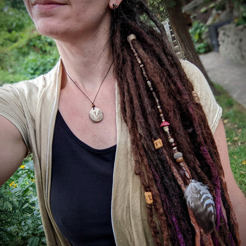 Toadstool Dread Bead with Feather 6 (0.7cm)