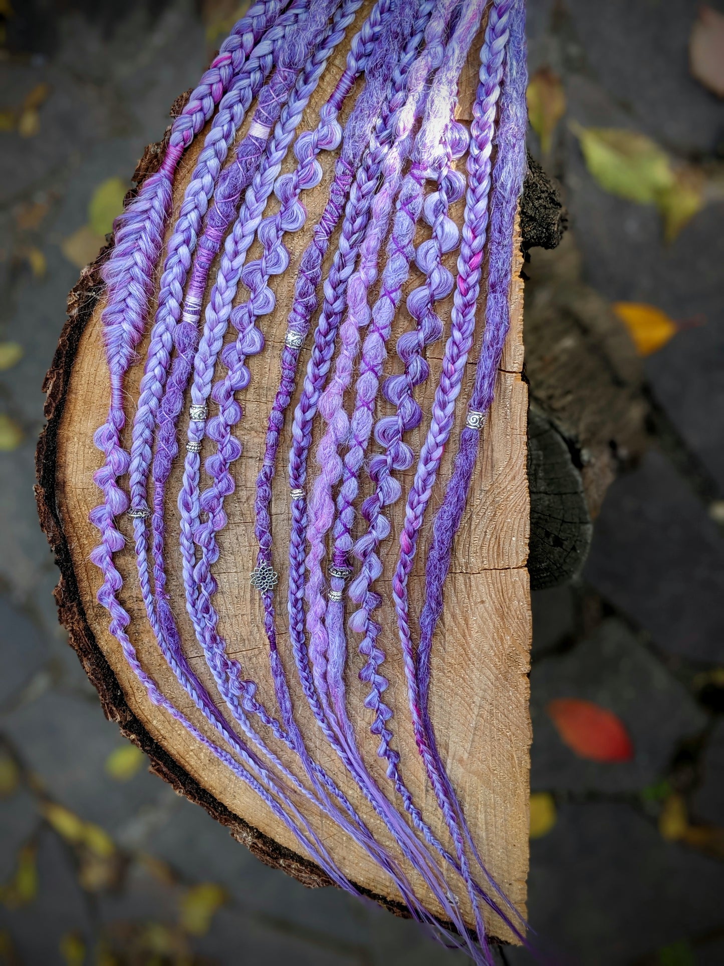 Decorative mini set of SE/DE braids/dreads on request