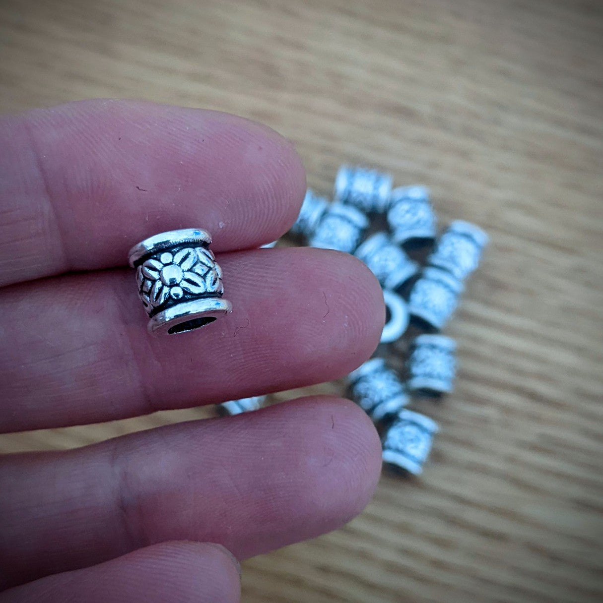 Metal flower beads