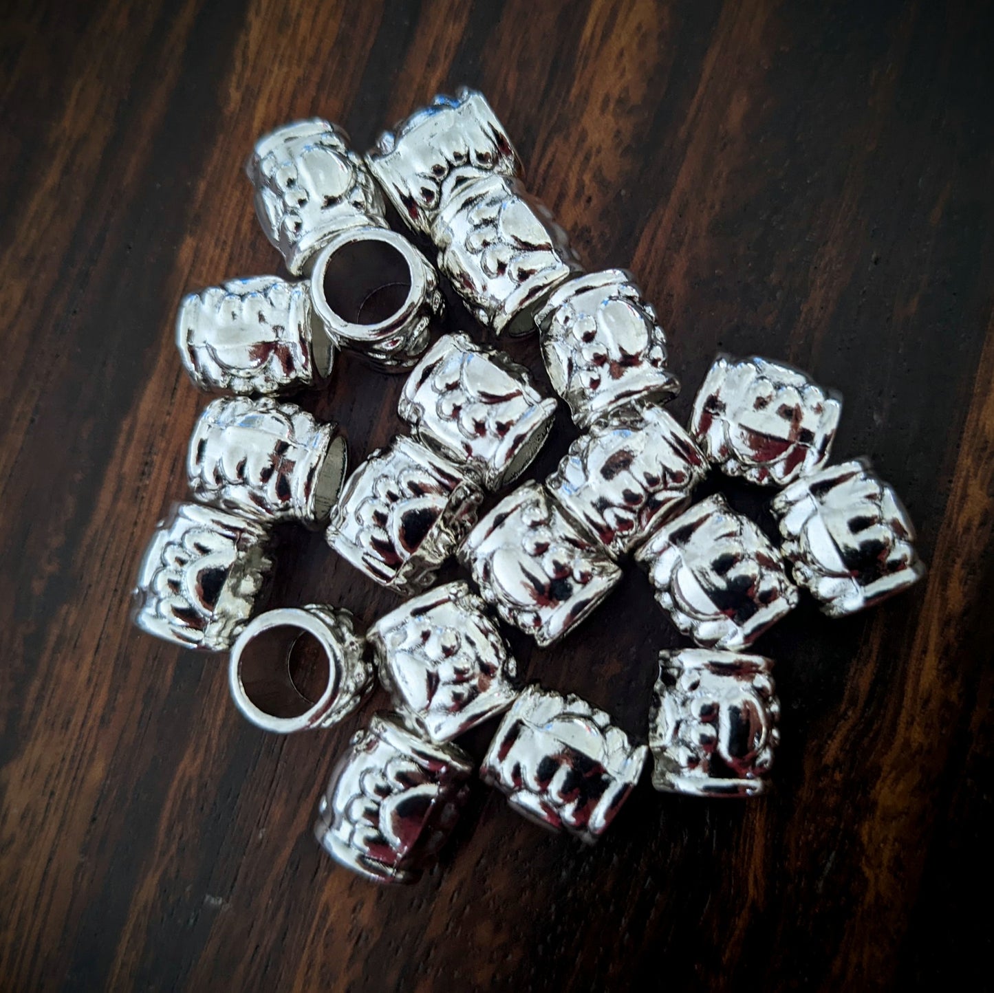 Metal paw beads