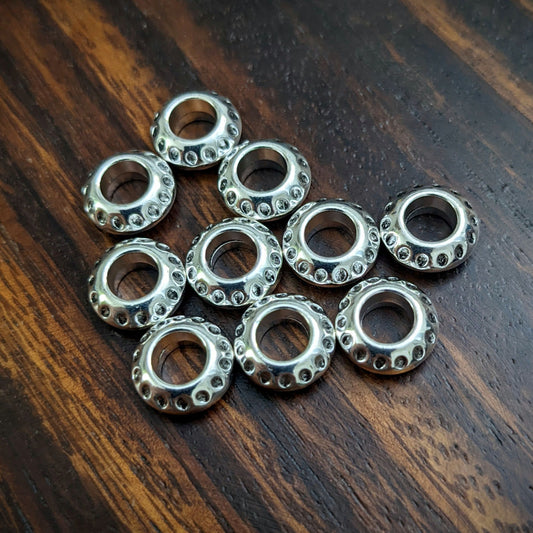Metal dot beads