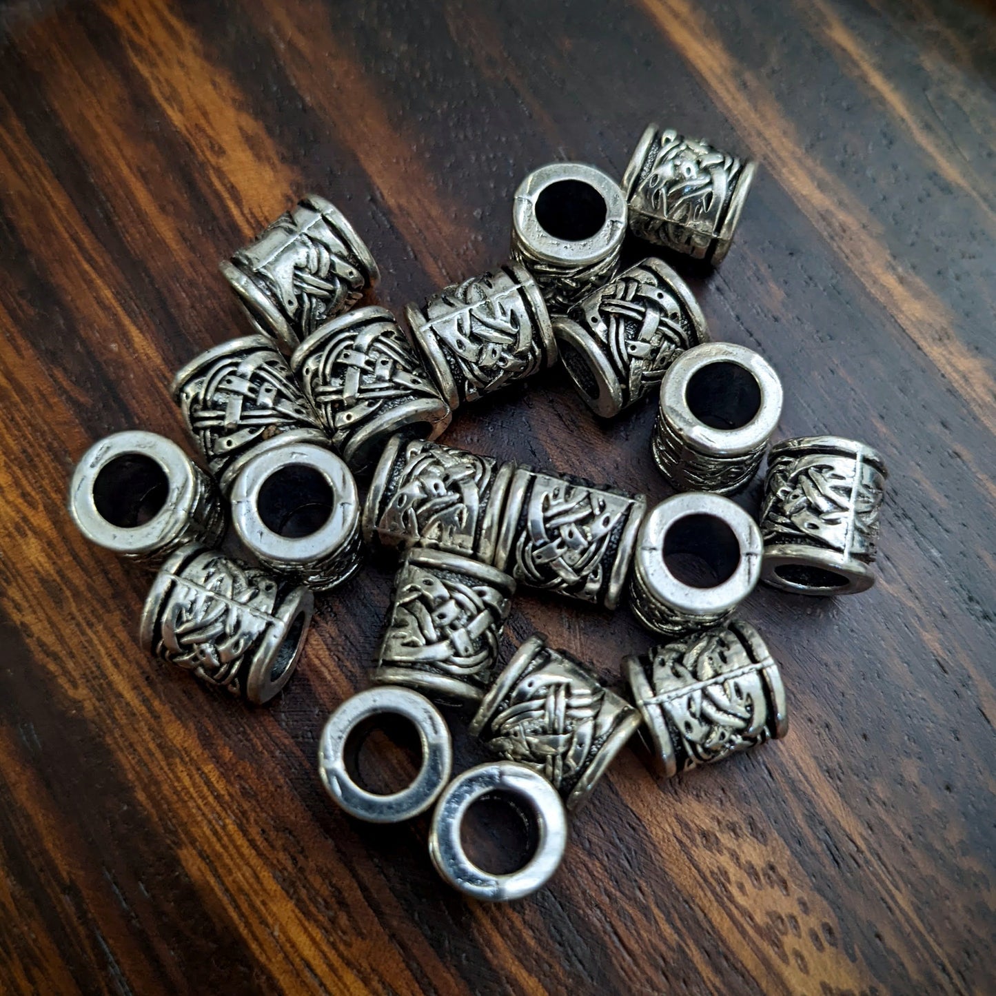 Beads metal knot 2