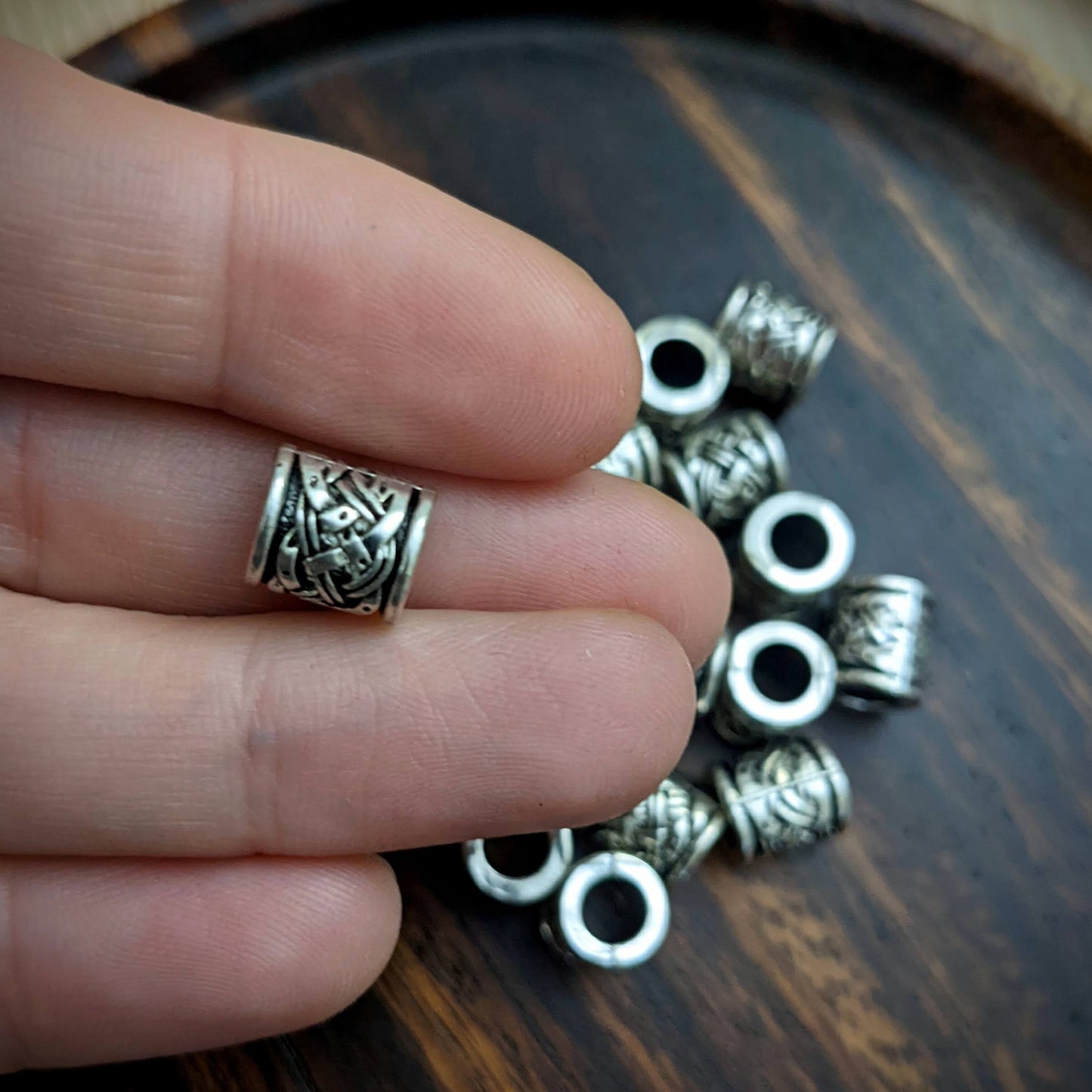 Beads metal knot 2