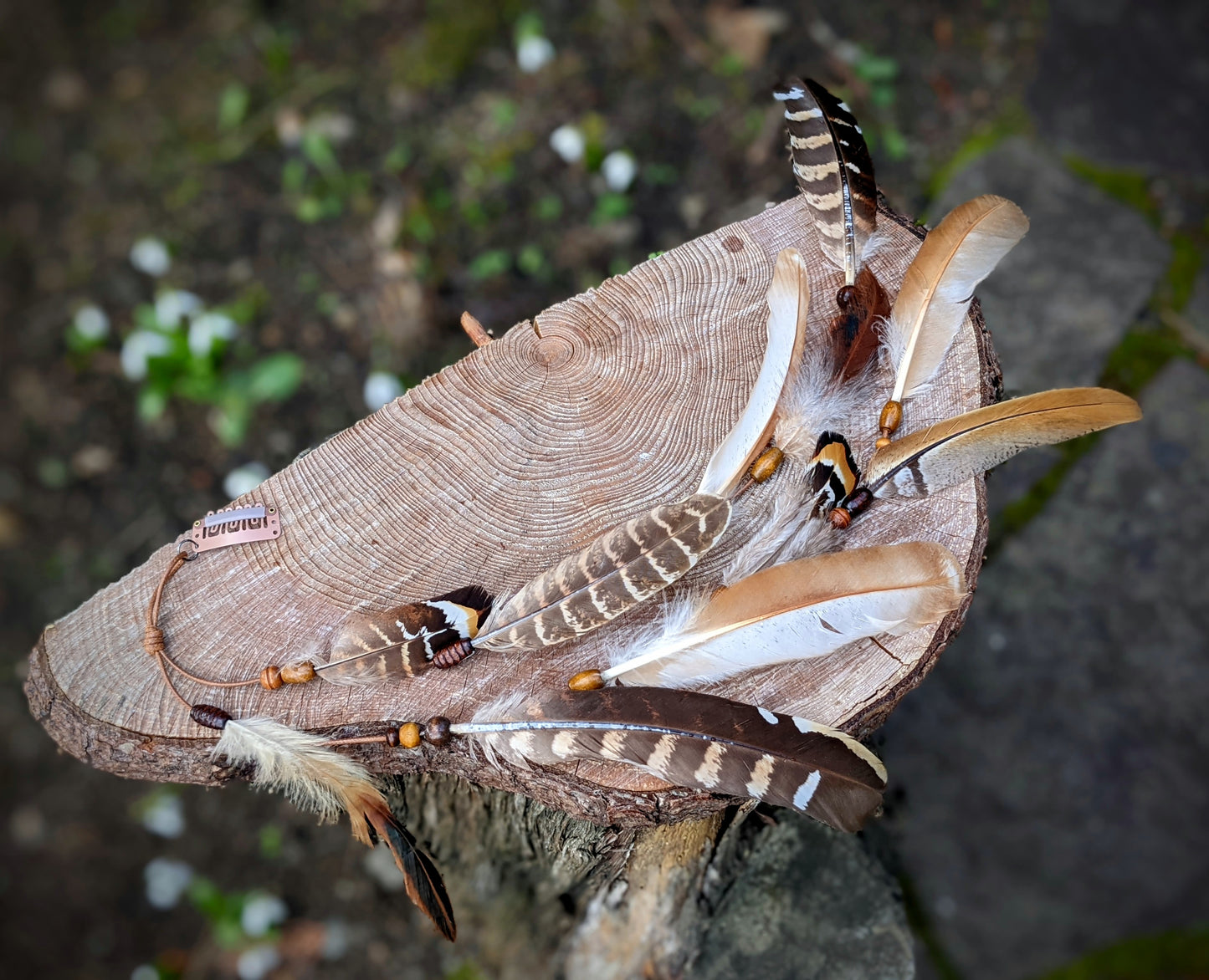 Andúnië hair feathers