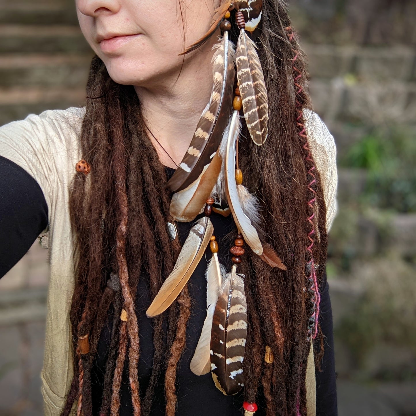 Andúnië hair feathers