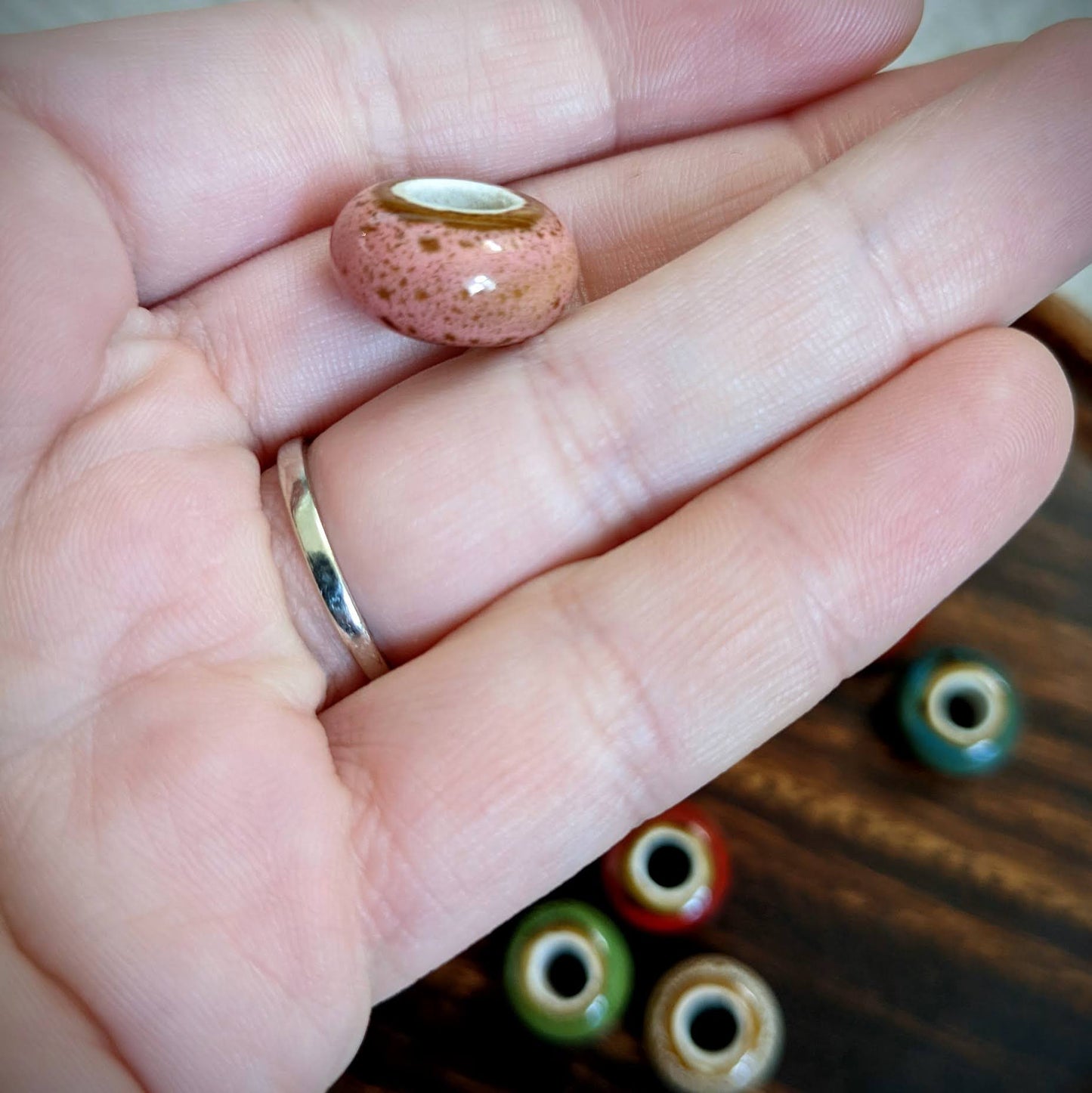 Ceramic beads for dreads annealed