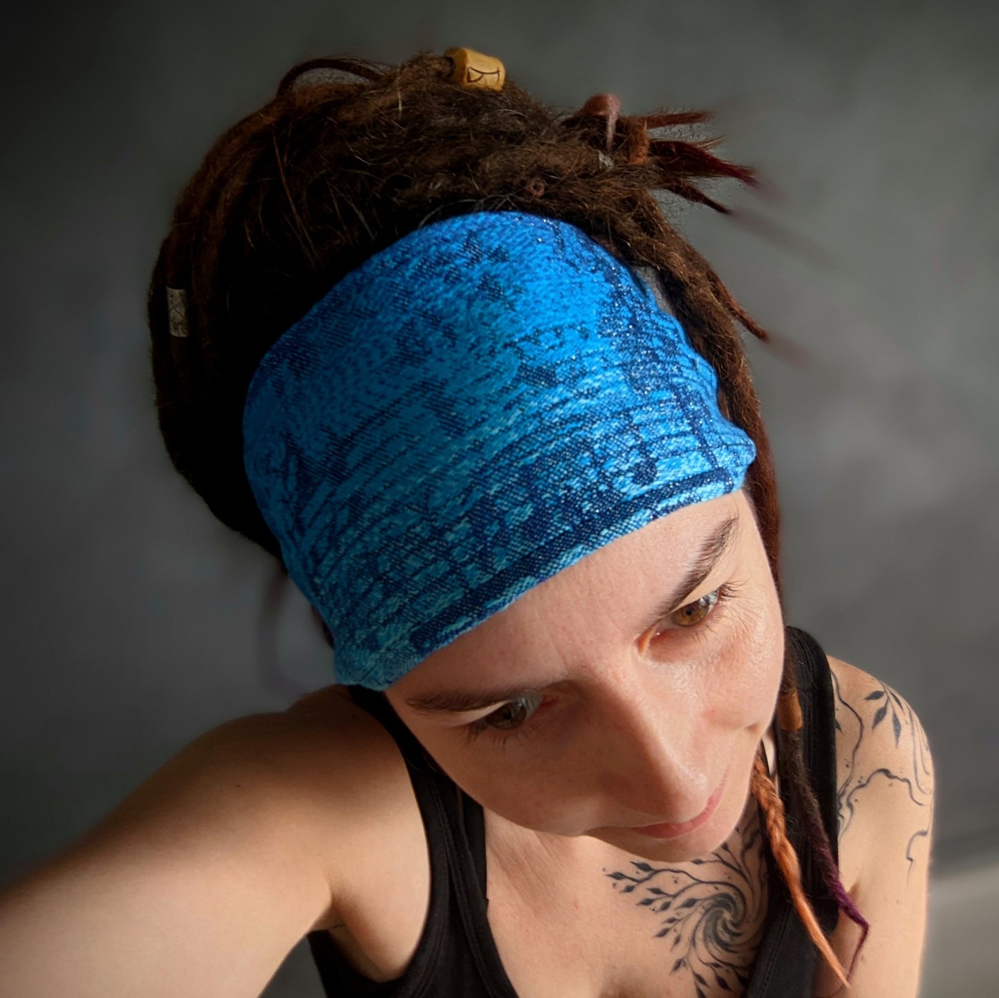 Scarf headband Notes in blue