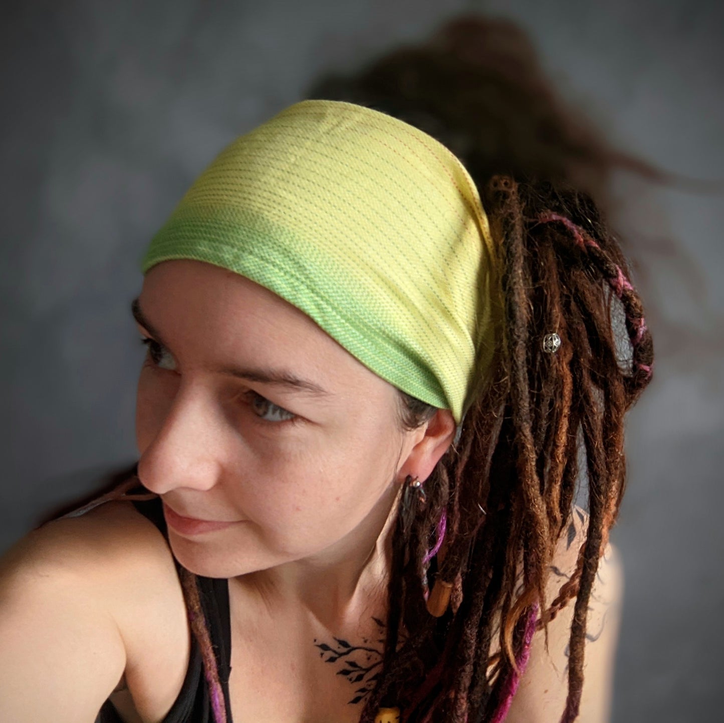 Scarf headband yellow to green