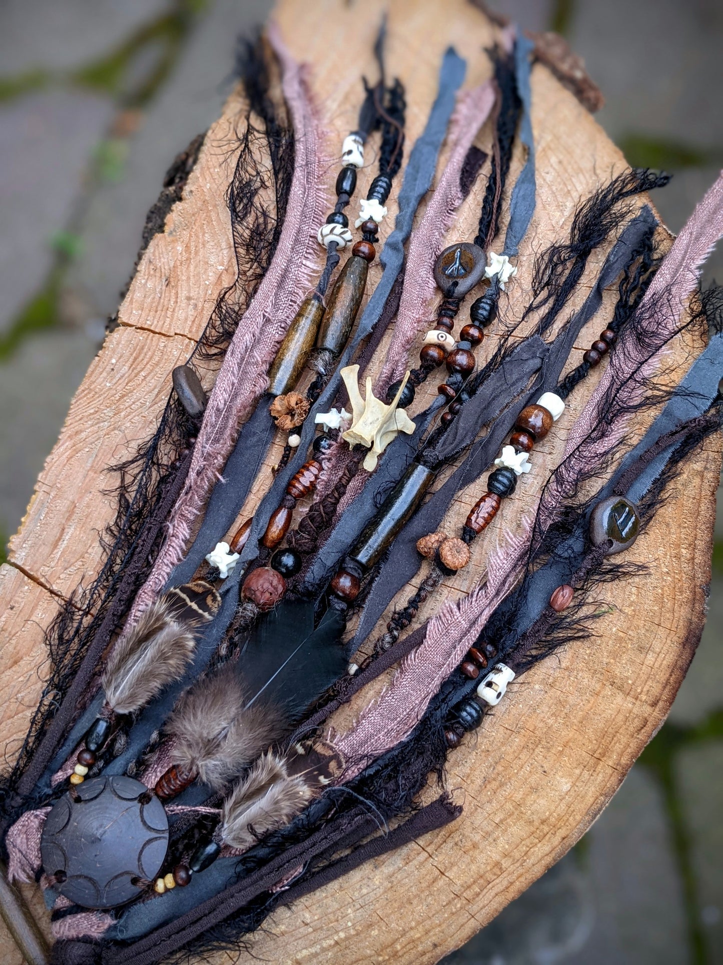 Imona hair clip
