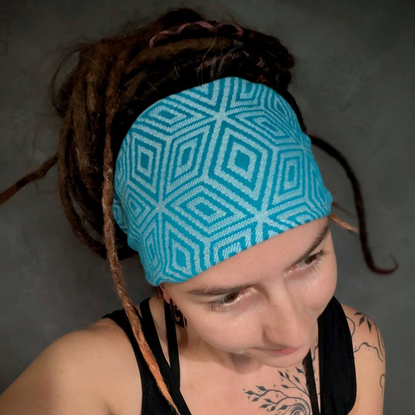 Cube scarf headband