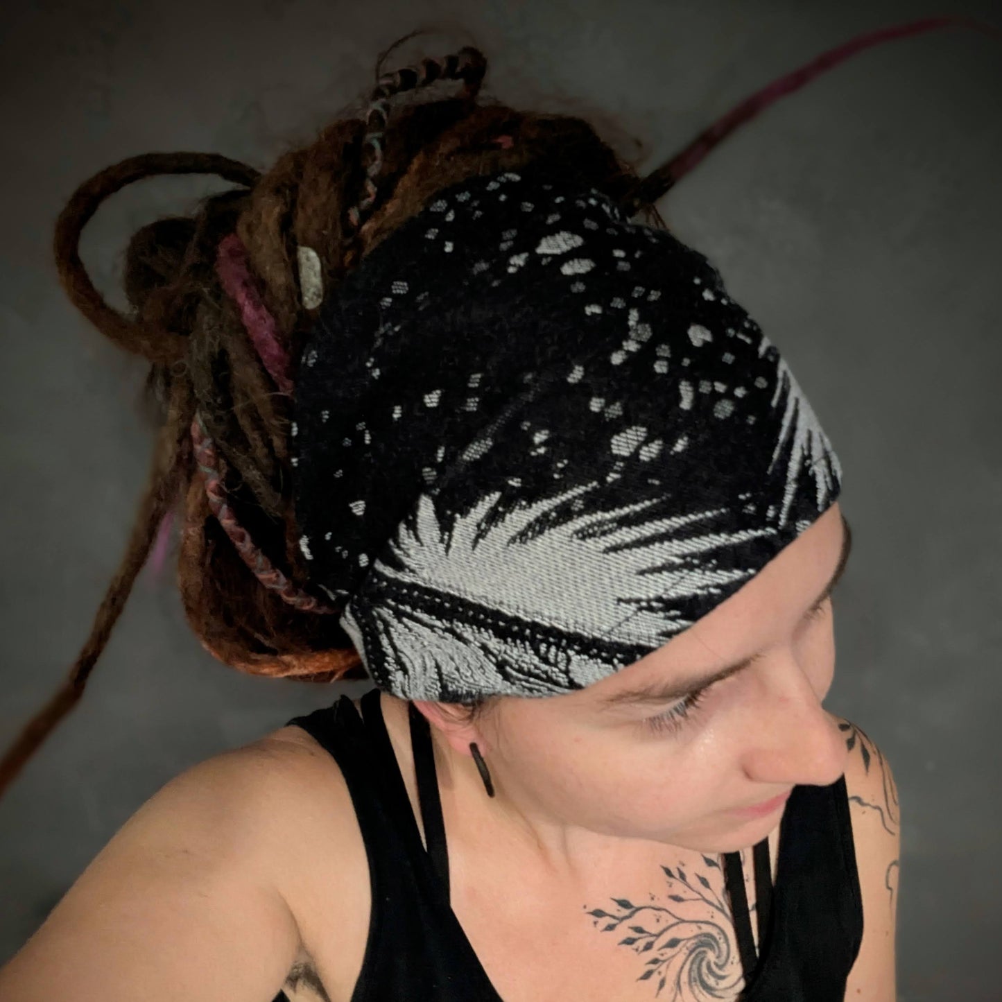 Wolf scarf headband