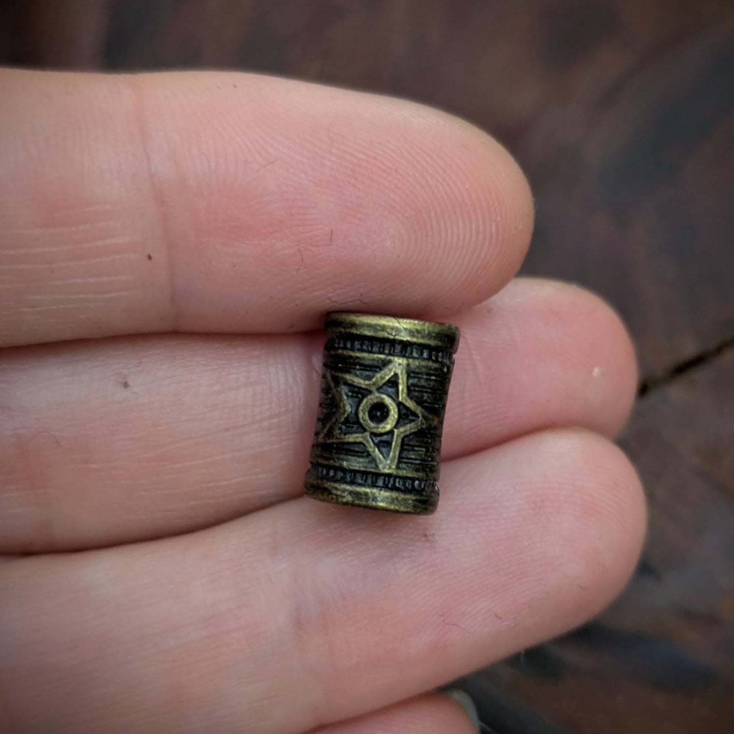 Metal star beads