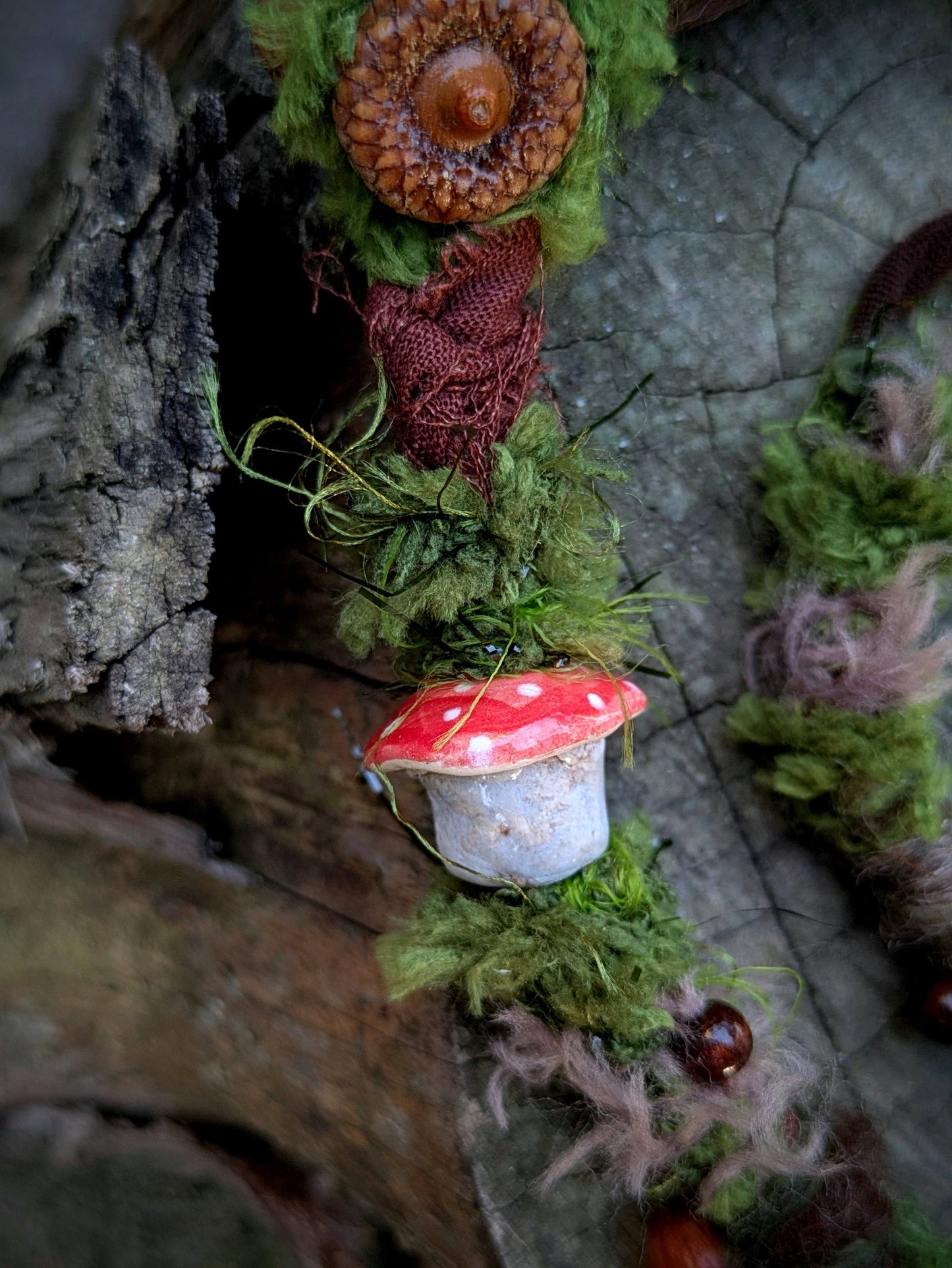 Hairwrap Amanita (2v1)