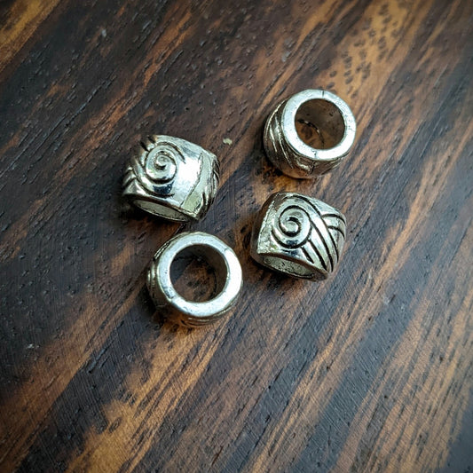 Metallic wool beads
