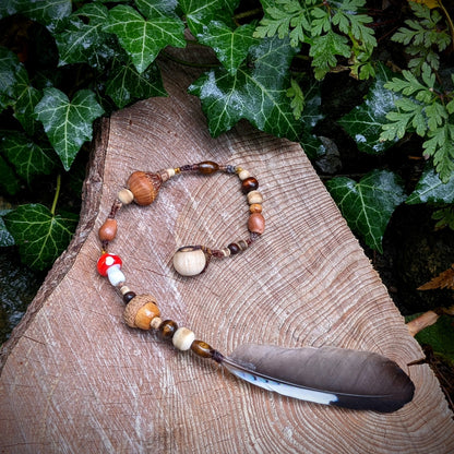 Dread bead toadstool with feather 1 (0.7 cm)
