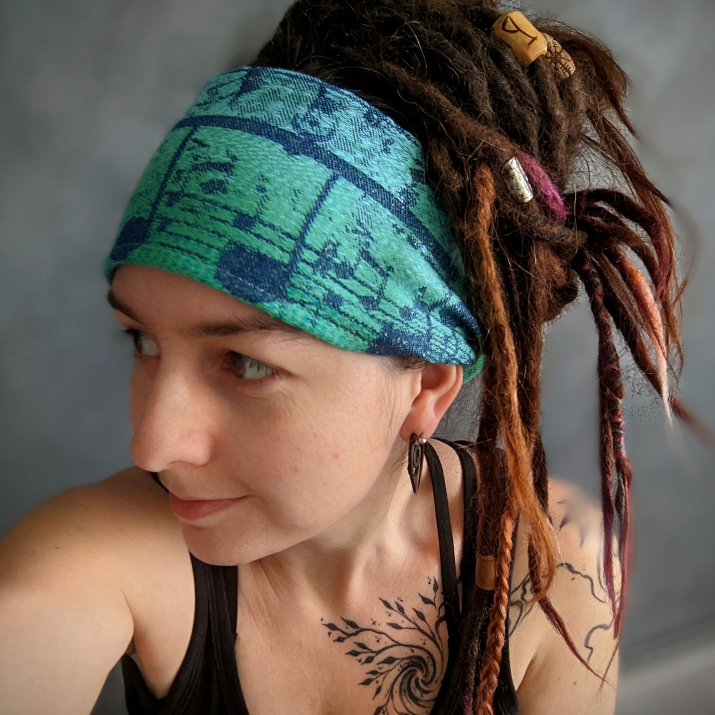 Scarf headband Notes greenish