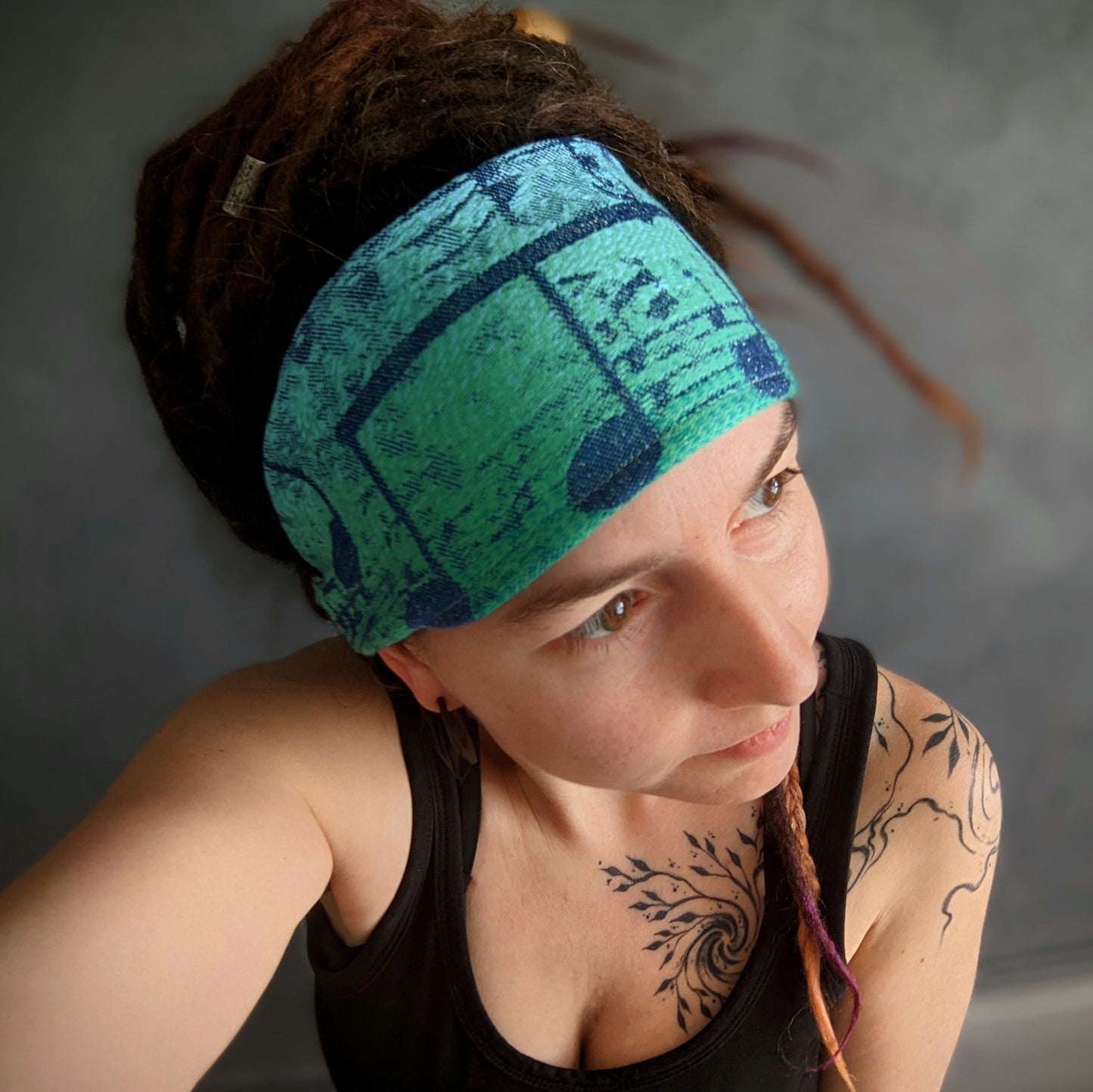 Scarf headband Notes greenish