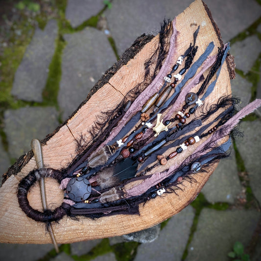 Imona hair clip