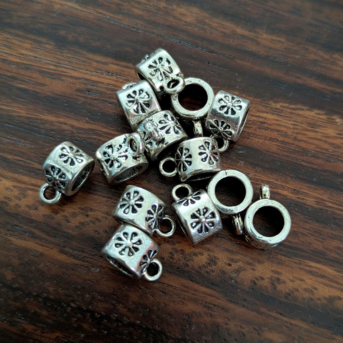 Metal dotted beads