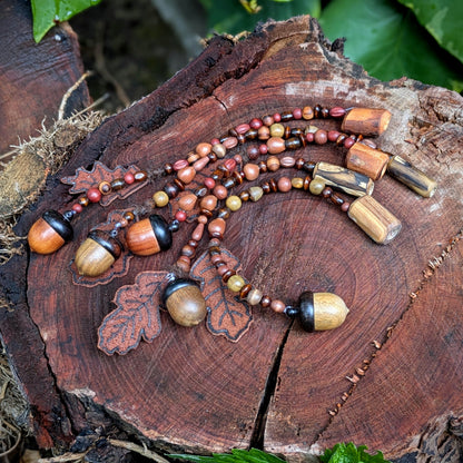 Dread bead toadstool with feather 1 (0.7 cm)